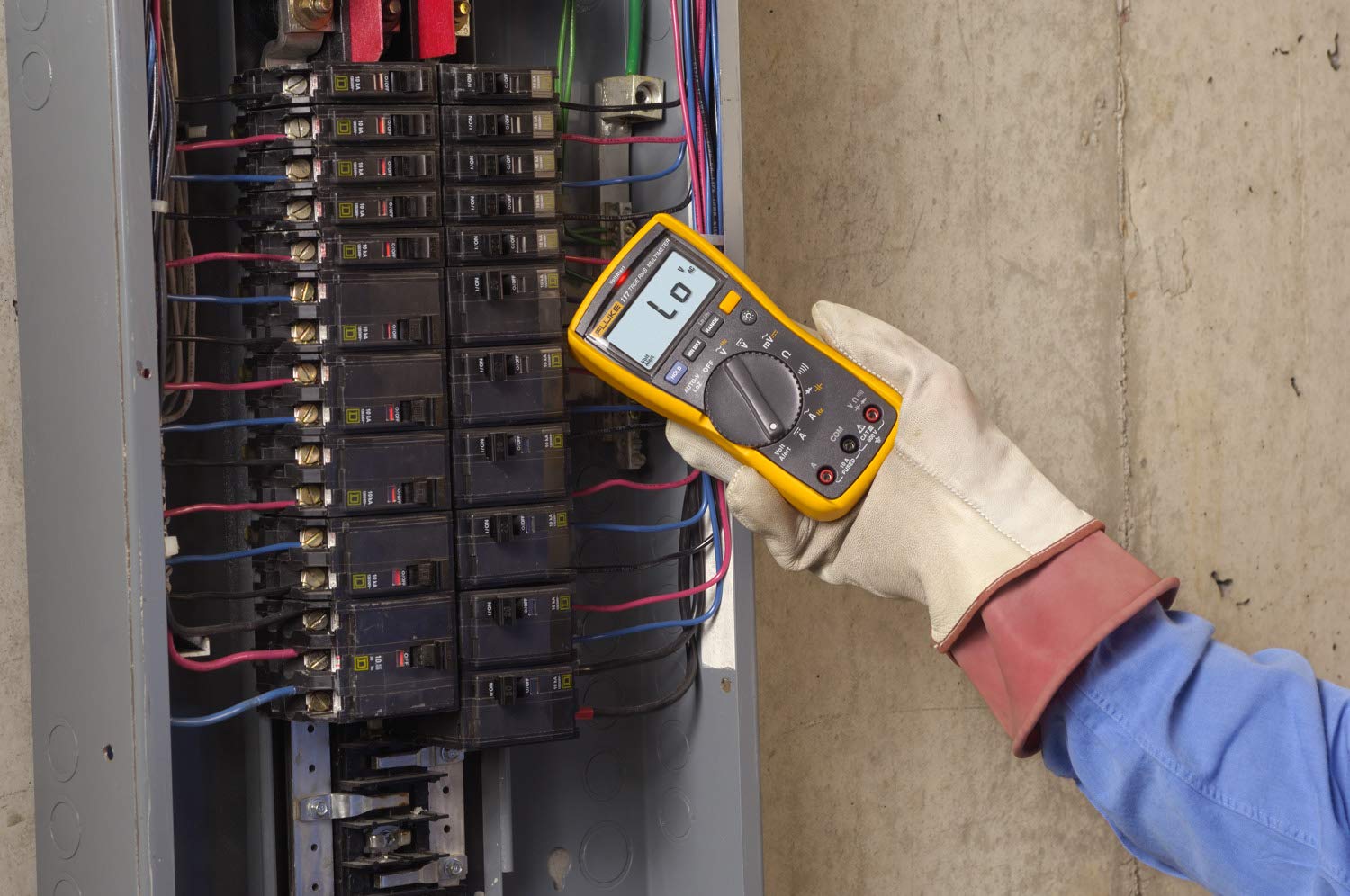 Fluke 117 Electrician's Multimeter with Non-Contact Voltage