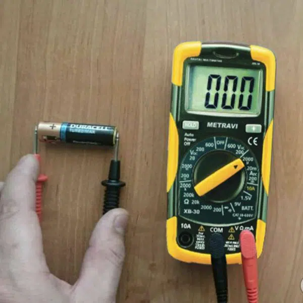 Metravi XB-30 Digital Multimeter