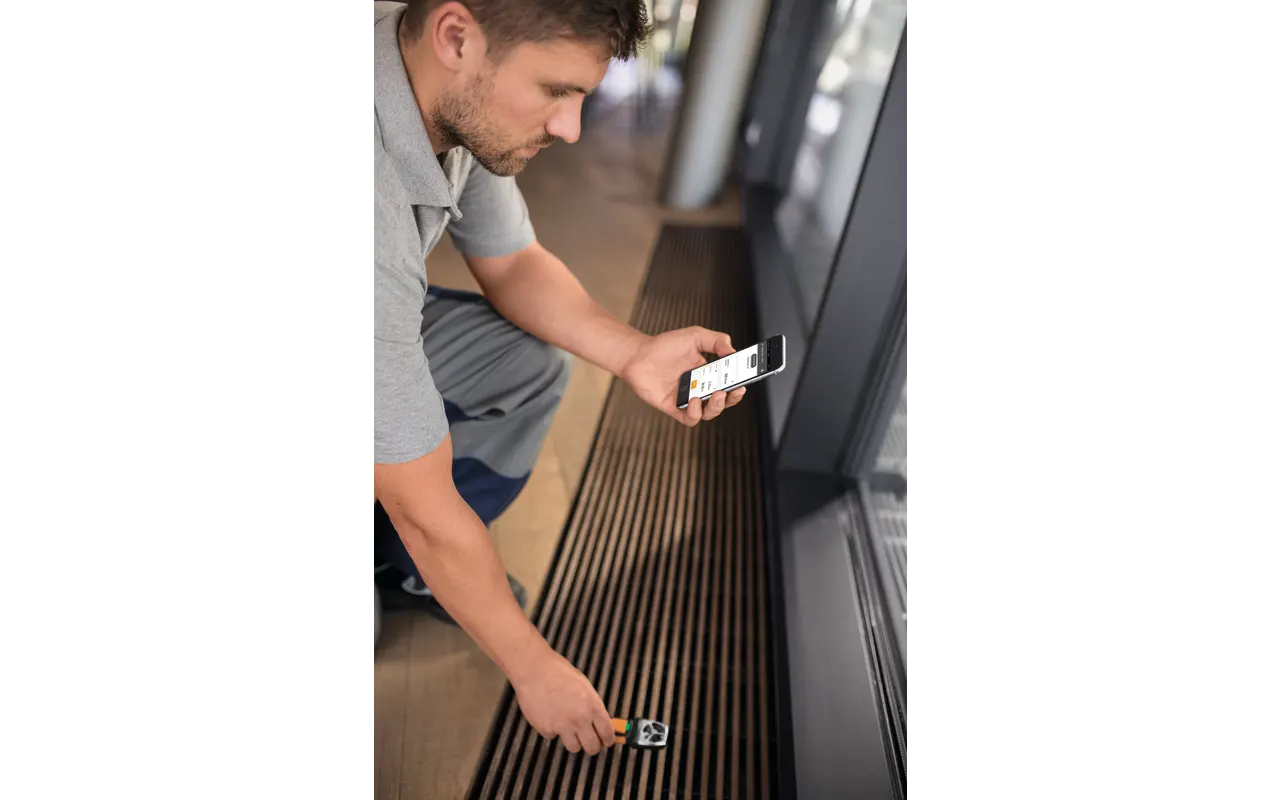 Testo 410i - vane anemometer with smartphone operation