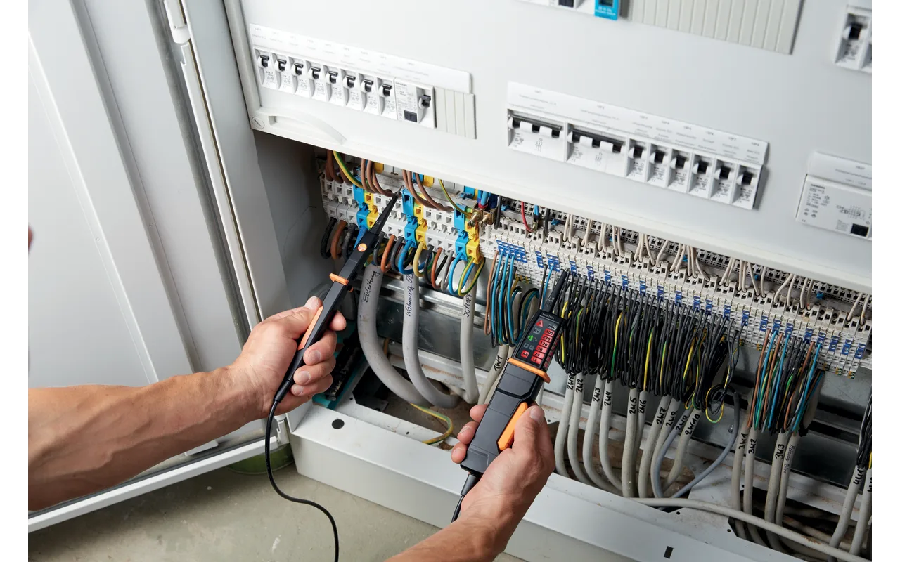 testo 750-1 - Voltage tester (0590 7501)