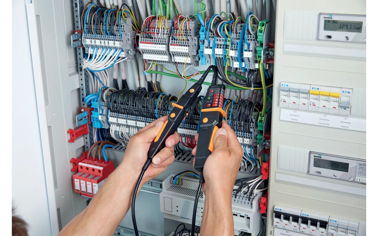 Testo 750-2 - Voltage tester (0590 7502)